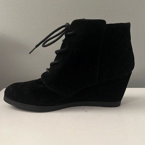 Steve Madden Suede Booties  - Picture 4 of 10